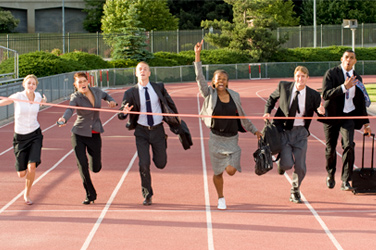 Hoe zit het met ETF's (trackers) die traditionele beleggingsfondsen volgen?